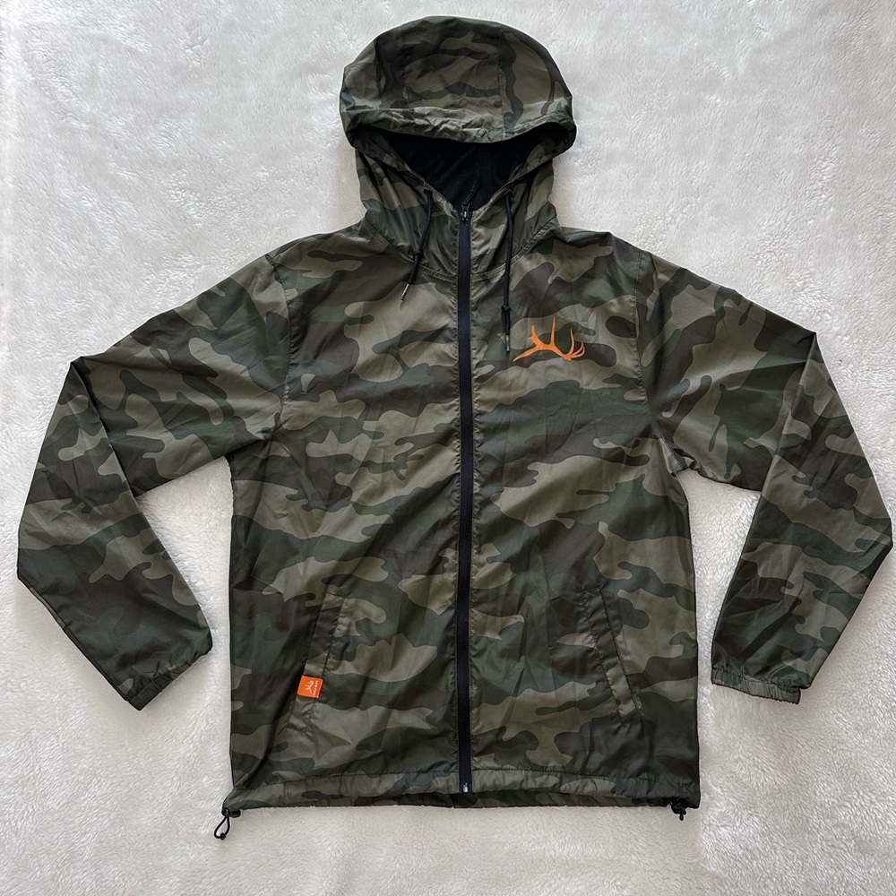 Men’s Hush lightweight jacket, size M. Only worn a couple of times.